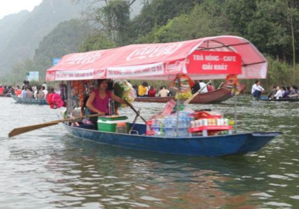 Nguồn NCS chụp 9 2016 17 Nghề chèo đò với công cụ mưu sinh mới năm 2016 10