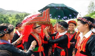 Ảnh 2 20 Đám cưới người Dao Ảnh 2 21 Hát dân ca Quan họ Ảnh 2 22 Lễ hội 7