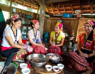 Hình 5 15 Tổ ẩm thực thực hành chế biến ẩm thực phục vụ khách du lịch 15