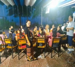 Hình 5 25 Trang phục Thái với hoạt động du lịch cộng đồng Nguồn Vi Thị 9