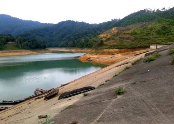 Đập Hồ Khe Chính xã Bằng Cả 3