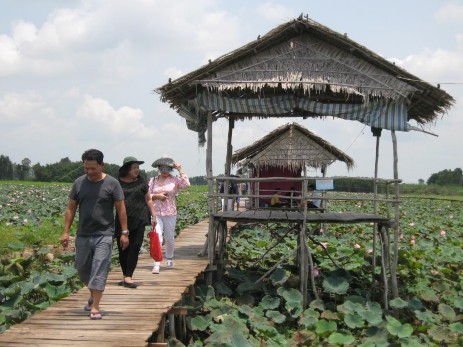 Hình 2 11 Tum ngắm cảnh Ngày chụp 07 04 2016 Nguồn Tác giả Hình 2 12 12