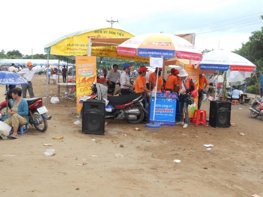 Hình 2 Các hoạt động diễn ra ở lễ hội mùng 5 tháng 5 âm lịch trái cây 2