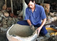 Một trong những nghề thủ công truyền thống lâu đời và nổi tiếng ở Việt 1