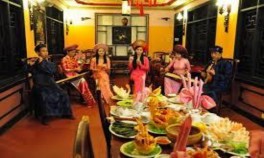 Lễ giỗ tổ ngành ca Huế HOẠT ĐỘNG TRONG LỄ HỘI Trò chơi Đầu Hồ trong các 11