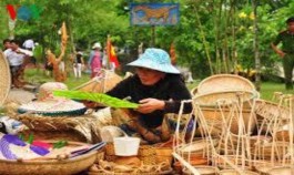 Mua bán sản phẩm truyền thống 14