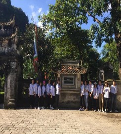 Sau khi đi trải nghiệm di sản GV yêu cầu các nhóm trưởng báo cáo về tiến độ 6