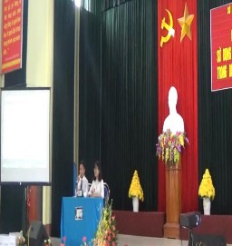 HS các nhóm khác lắng nghe bài thuyết trình và hoàn thành phiếu ghi nhận thông tin 1