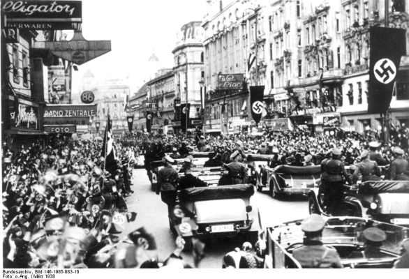 Hình 3 4 Đức Quốc xã tiến vào Wien Áo tháng 3 1938 Hình 3 5 Người Áo chào mừng 9