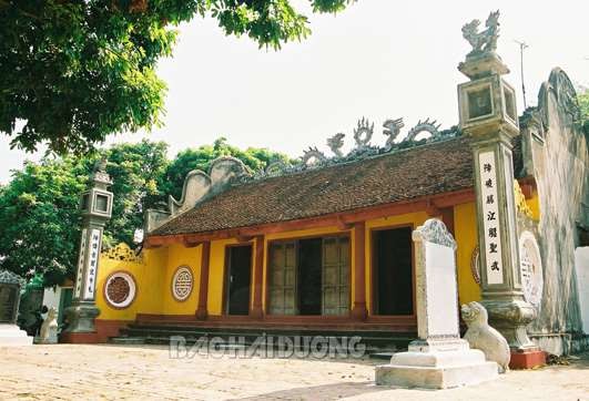 7 3 Đền Quát cũ Nguồn Báo Hải Dương điện tử 7 4 Đền Quát hiện nay Nguồn 3