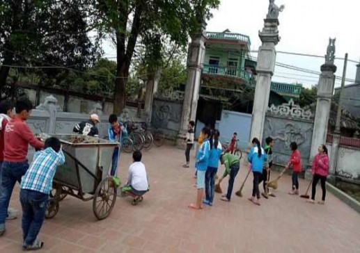 7 21 Học sinh dọn dẹp vệ sinh môi trường tại di tích đền Quát năm 2018 Nguồn 1