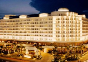 Khách sạn Park Hyatt Công trường Lam Sơn Quận 1 TP HCM Khách sạn New World Số 76 Lê 2
