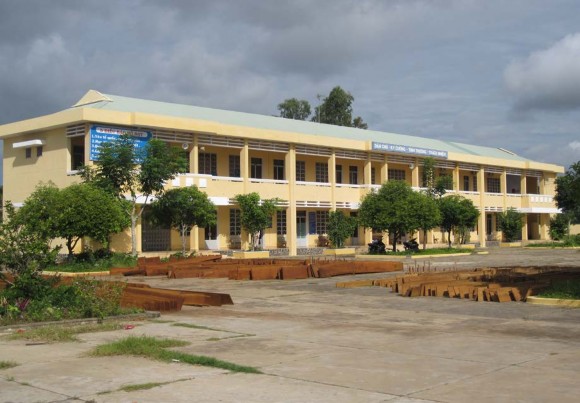 9 Trường THCS thành phố Bến Tre 0 Trường THCS Nhơn Thạnh – Trường đạt chuẩn 2