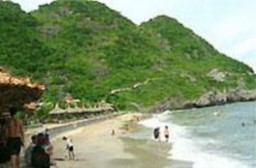 Cát Bà Hải Phòng Hòn Tre Khánh Hoà Phú Quốc Kiên Giang Ghềnh Đá Đĩa Phú Yên 8