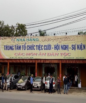 Hình 21 Nhà hàng Vũ Nghĩa Nguồn tác giả chụp 24 02 2018 Hình 22 Nhà hàng sinh thái 21