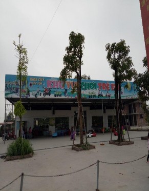 Hình 25 Ngân hàng Nguồn tác giả chụp 06 03 2018 Hình 26 Khu vui chơi Nguồn tác giả 2