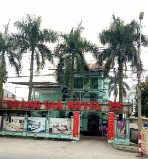 Hình 27 chợ Sóc Sơn Nguồn tác giả chụp 06 03 2018 Hình 28 Khách sạn Hoàng gia 4