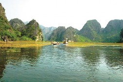 Đỉnh núi Bachon Tuyến du lịch Hang Bóng Kẽm Trăm Hang Bóng Khu Đầm Vân Long 2