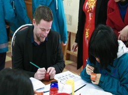 Giờ học trải nghiệm Họa tiết hoa văn Trống Đồng Đông Sơn Tinh hoa Việt cổ 4