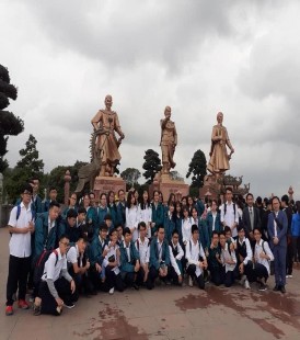 Học sinh Trường THCS THPT Nguyễn Tất Thành Hà Nội học tập trải nghiệm chủ 2