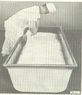 Hình 2 20 Thao tác vỗ đập khối bột nhào Tác dụng của vỗ đập bột nhào 3