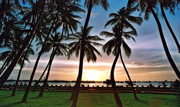 Bãi biển Đầm Trầu – Côn Đảo Suối nước nóng Bình Châu Tượng chúa Kitô vua 1