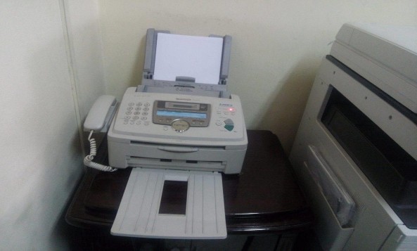 Máy in Máy photocopy Máy in màu Trang thiết bị văn phòng là một trong các yếu tố 1