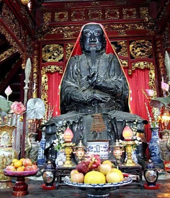 Tuợng Huyền Thiên Trấn Vũ Đền Voi Phục sau đại lễ 1000 năm Thăng Long Đền 1