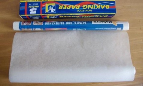 Giấy nến được tráng bằng một lớp silicon chống chính rất hữu dụng gồm 14