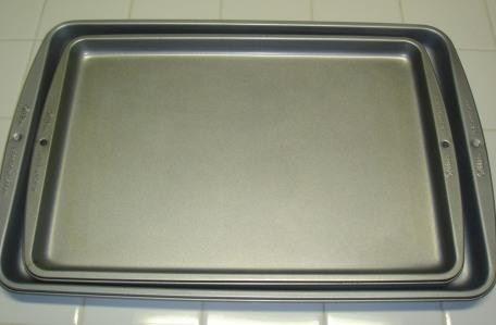 Các loại bánh được làm chín bằng phương pháp nướng cần có khay để nướng 5