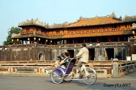 2 2 Căn cứ vào phạm vi lãnh thổ Các tác giả McIntosh Goeldner và Ritchie đã sử 2