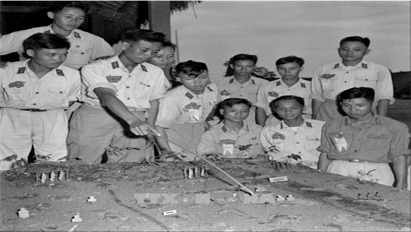 Hình ảnh Hạ sỹ Phạm Ngọc Cương lá cờ đầu trong PTTĐ chiến sĩ Ba nhất 6