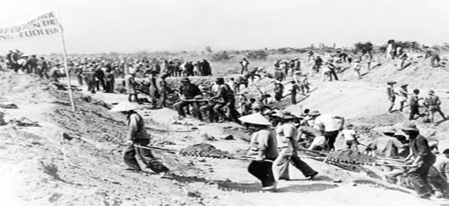 Hình ảnh phong trào thi đua Ba sẵn sàng Ảnh Tư liệu TTXVN Hình ảnh học sinh 8