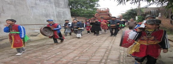 Lễ hội ở Đường Lâm Đặc sản Kẹo lạc kẹo dồi ở đường Lâm Nghề làm 11