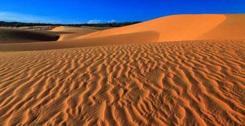 Hình 2 1 Đồi Hồng Mũi Né 2 1 1 3 Hệ thống sông rạch chế độ thủy văn Gồm 1