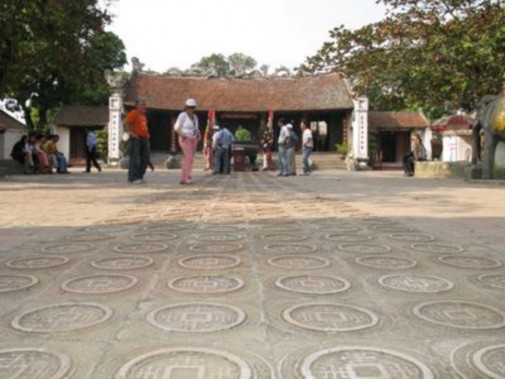 Đền Thiên Trường Khu di tích lịch sử văn hóa Trần Chùa Tháp Phổ Minh Bảo 1