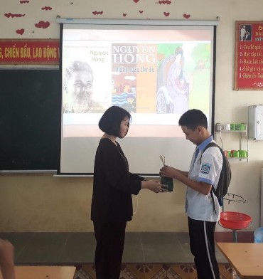 Cảnh Bé Hồng g p mẹ Tr ch Trong lòng mẹ – Nguyên Hồng Ngữ văn 8 – Tập 1 3