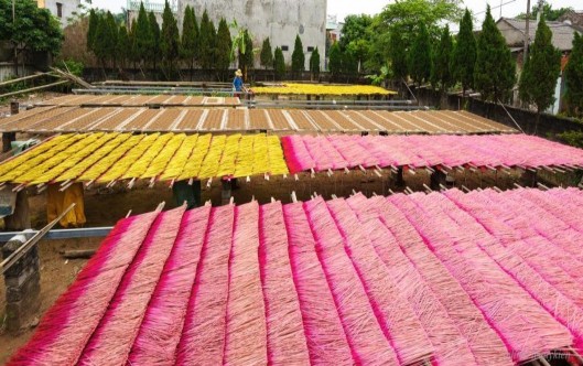 Hương xạ Cao Thôn Nguồn http phoanh vn Nhãn Hưng Yên Nguồn sovhttdlhungyen gov vn Long 5