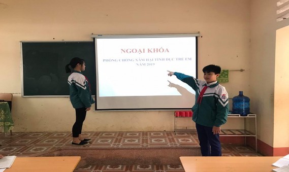 Hoạt động ngoại khóa Hát xoan gắn v i di sản văn hóa tr ng THCS im c 2019 2