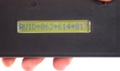 Hình 3 29 Chip điện tử máy dò và bảng điện tử đọc số ID Kiểm tra số đọc 9