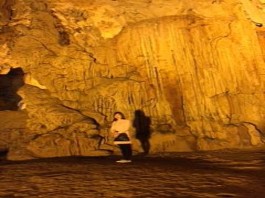 Động Ngườm Ngao Trùng Khánh Toàn cảnh thác Bản Giốc Trùng Khánh Trà Phia Đén 10