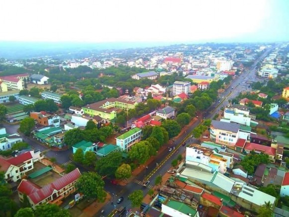 Hình 2 3 Một góc đô thị Buôn Hồ 2 2 Phân tích thực trạng quản lý nhà nước 2