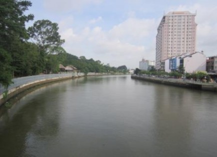 Hình 3 2 DLĐS kênh Nhiêu Lộc Nguồn Ảnh chụp của tác giả 25 5 2015 Chùa Vĩnh 2