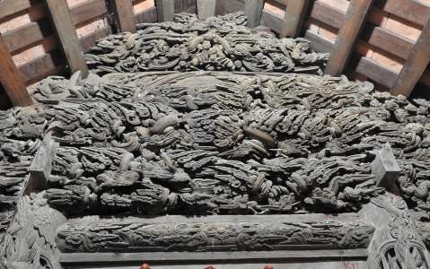 1 11 Chạm khắc trang trí bộ vì trước gian thờ đức thánh Phạm Cự Lượng phong 11