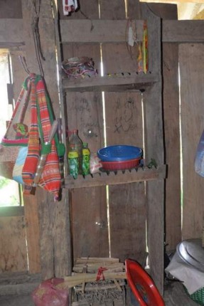 Ảnh Gác thờ hỉnh một của bà Một Lò Thị En Nguồn Tác giả Thuận Châu 7 2018 8