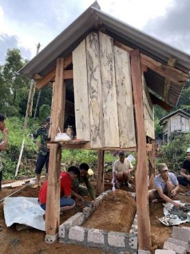 Ảnh Dây chỉ nối từ dưới quan tài lên trên nhà mồ Nguồn Tác giả Mộc Châu 9 10