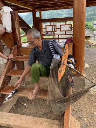 Ảnh Túi đựng áo vợt xúc gọi hồn vía chủ áo về nhà Nguồn Tác giả Mộc 5