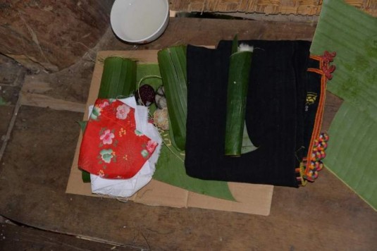 Ảnh Đồ lễ Mâm cúng dành cho hồn người tình cũ của vợ chồng chủ lễ Khăn 9