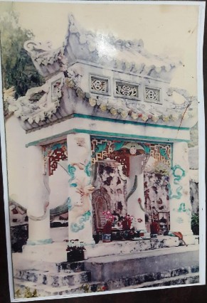 Ảnh 18 Lăng Thánh Bà trước khi được xây dựng năm 1999 Nguồn ông Nguyễn Văn 13