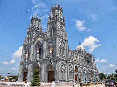 MỘT SỐ HÌNH ẢNH NHÀ THỜ PHÚ NHAI MỘT SỐ HÌNH ẢNH NHÀ THỜ KIÊN LAO 6